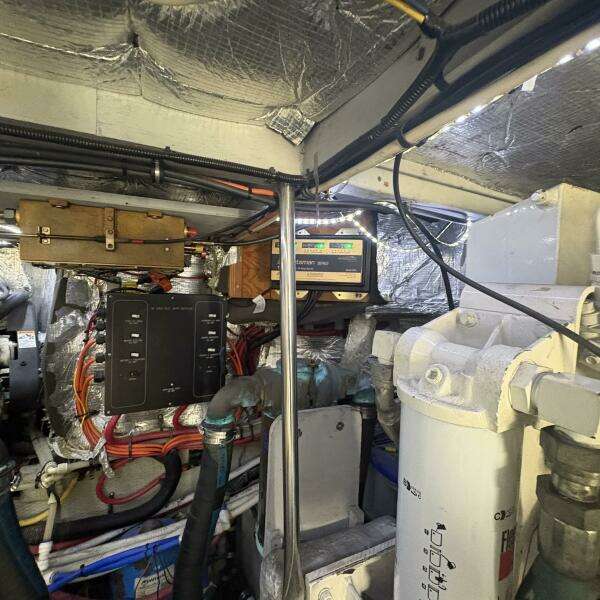 2001 Silverton 42 Convertible