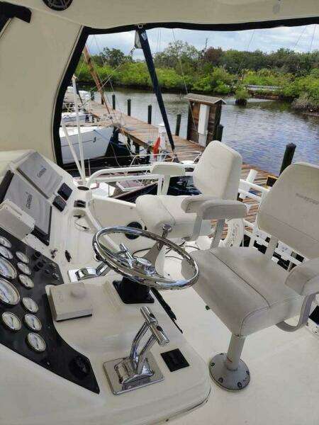 2001 Silverton 42 Convertible