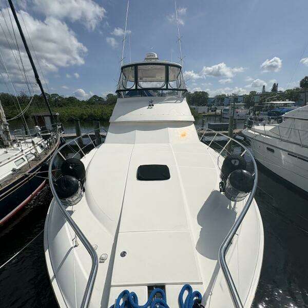 2001 Silverton 42 Convertible