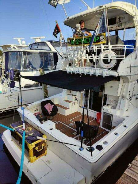 2001 Silverton 42 Convertible