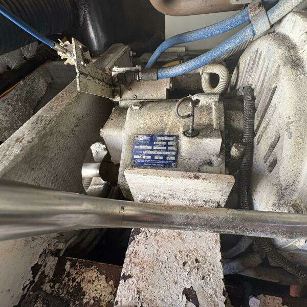 2001 Silverton 42 Convertible