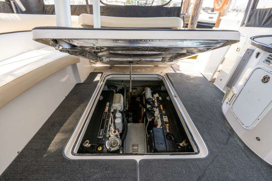 2008 Four Winns V378