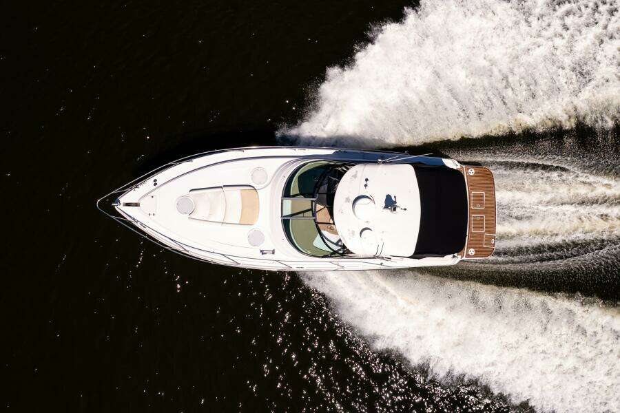 2008 Four Winns V378