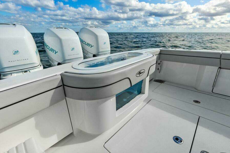 2021 Valhalla Boatworks V-37 Cockpit