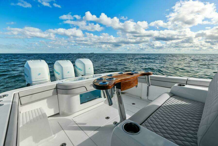 2021 Valhalla Boatworks V-37