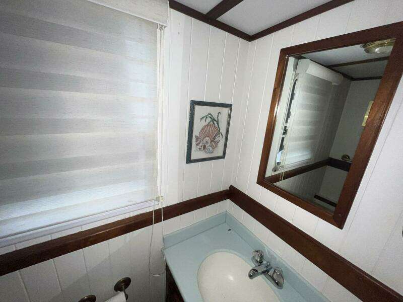 2001 Great Harbour GH47