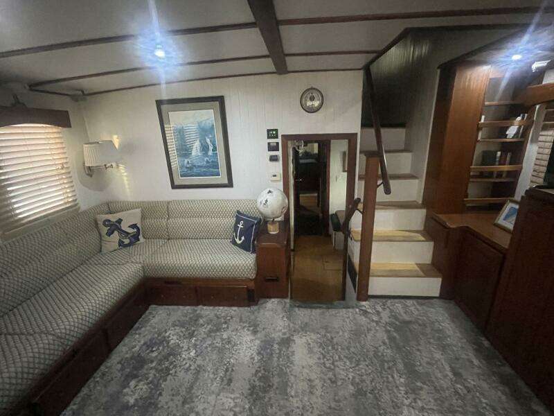 2001 Great Harbour GH47