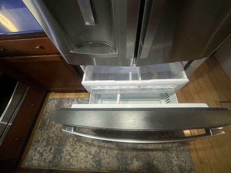 2001 Great Harbour GH47