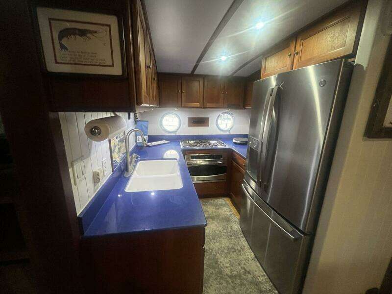 2001 Great Harbour GH47