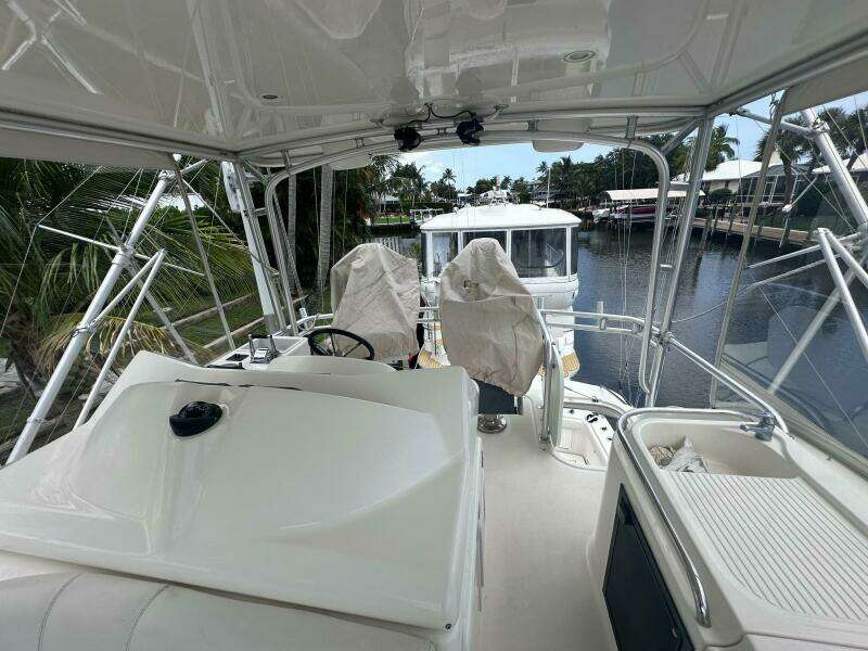 Riviera 51 Down Under  - Helm