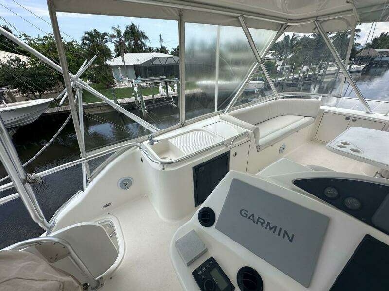 Riviera 51 Down Under  - Helm