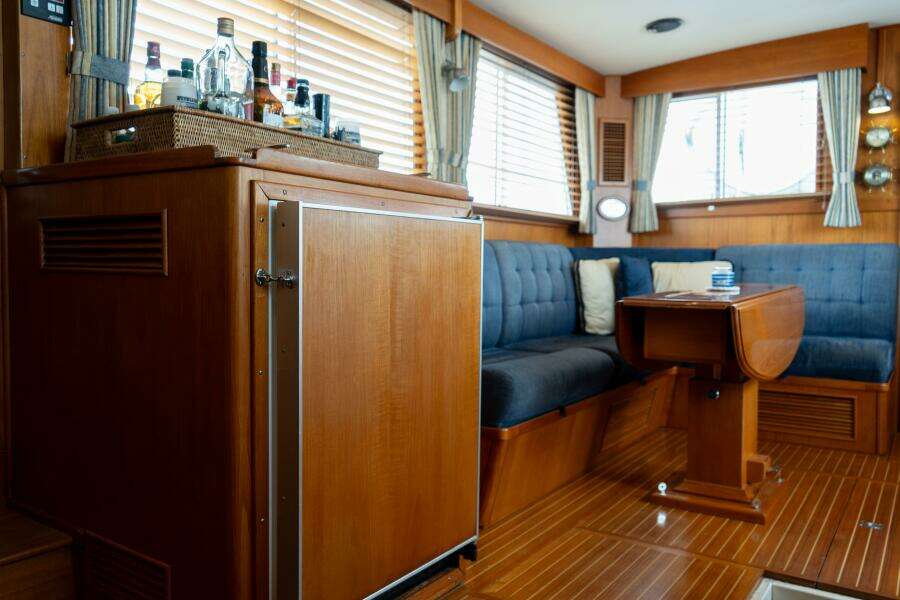 2001 Grand Banks 42 Classic