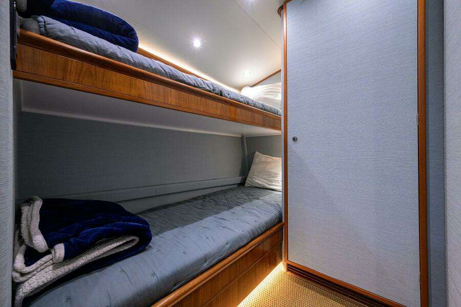 2004 Rybovich 62 Base Camp - Guest