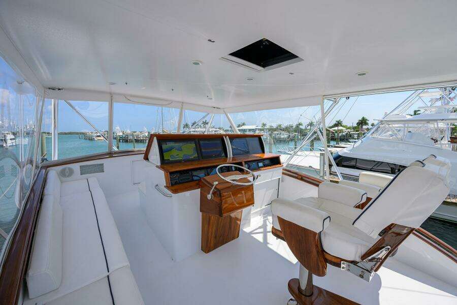 2004 Rybovich 62 Base Camp - Flybridge