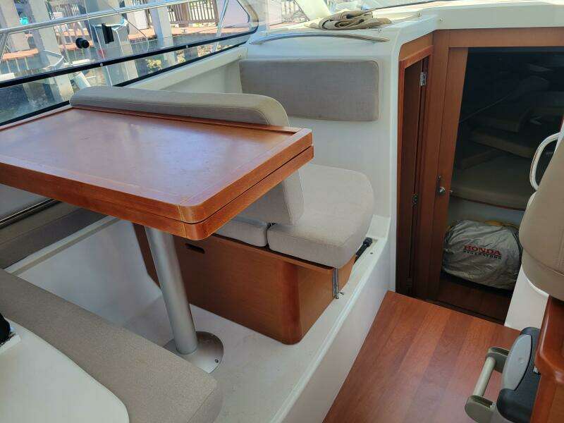 2016 Jeanneau Merry Fisher 855