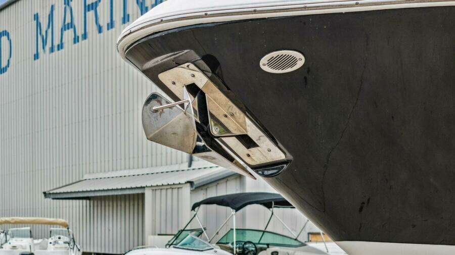 2023 Wellcraft 352 Fisherman Center Console