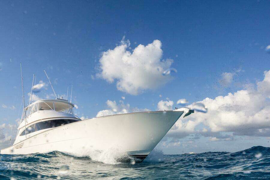 2025 82 Viking Convertible Boujie Exterior Photos (1)