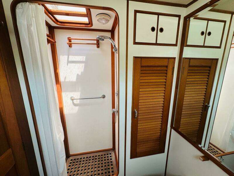 1998 Grand Banks 49 Classic