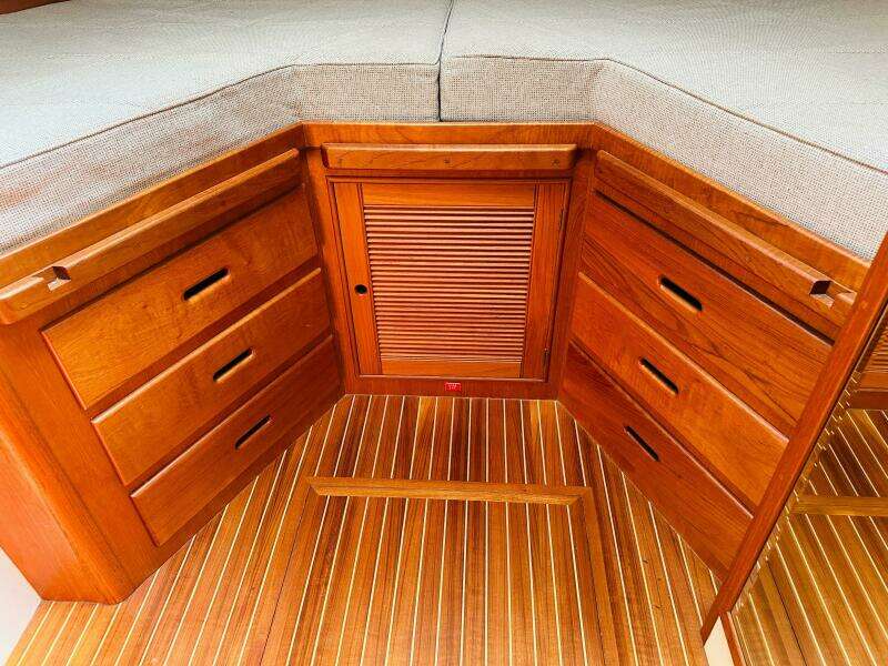 1998 Grand Banks 49 Classic