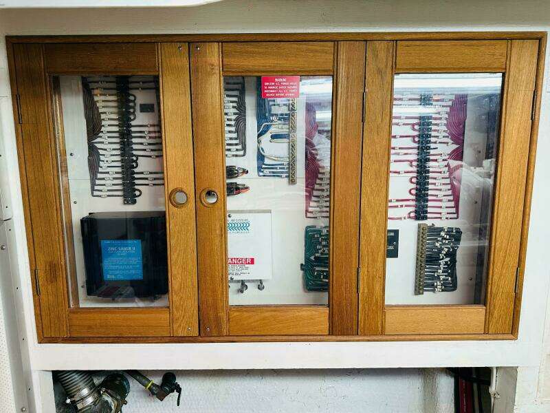 1998 Grand Banks 49 Classic