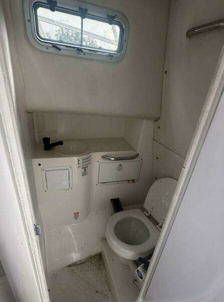 2003 True World Marine TE 288