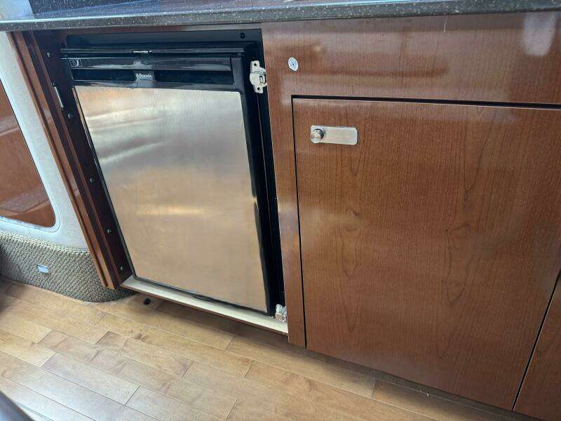 2012 Sea Ray 370 Sundancer