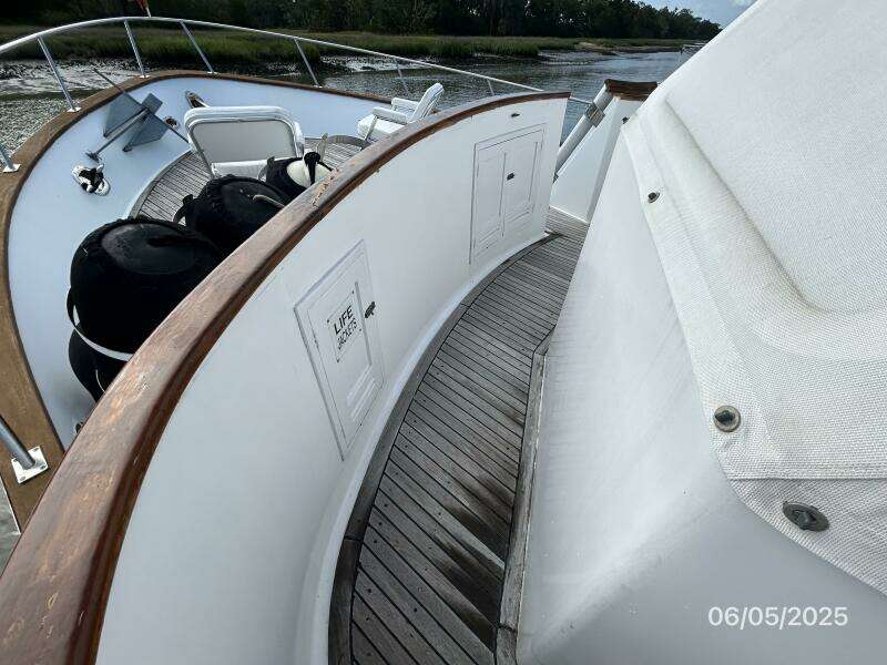 49' DeFever Portuguese Bridge1