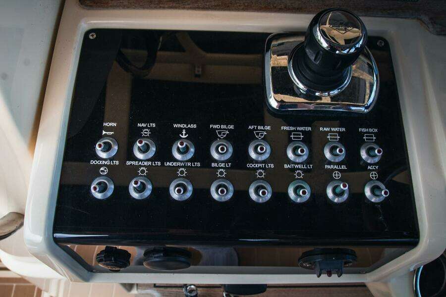 2017 Chris-Craft Catalina 34