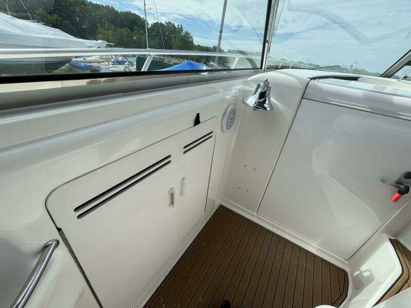 1999 Sea Ray 400 Sundancer