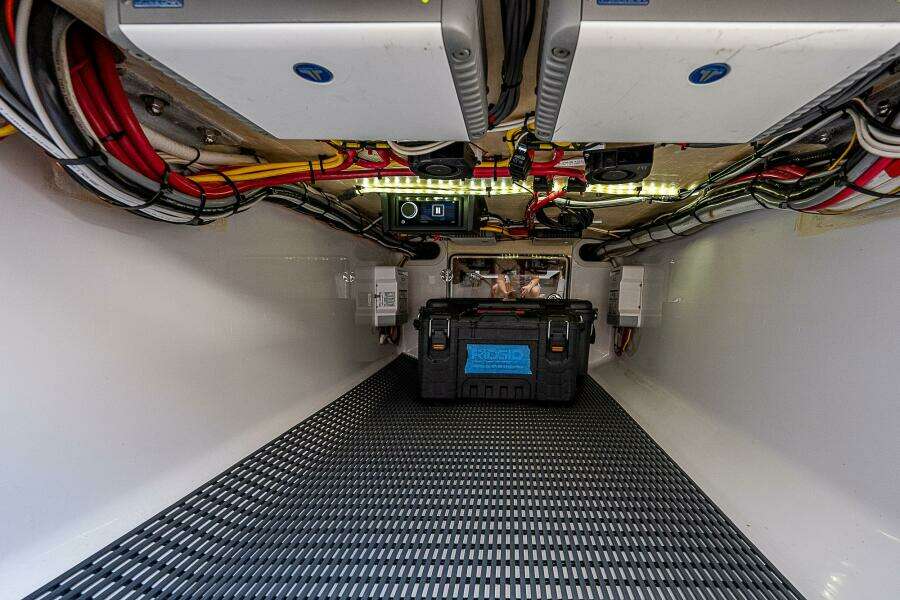 2013 Bahama CC w/Quad V10s