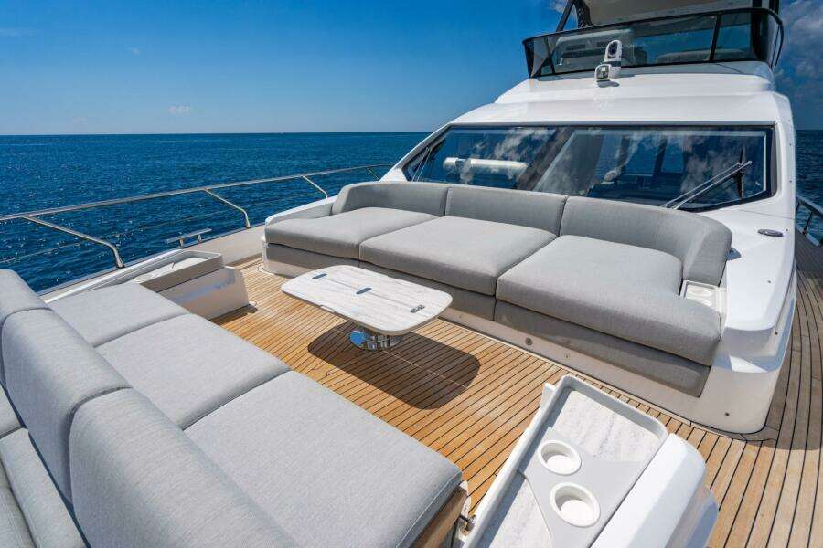 2023 Azimut Fly 68