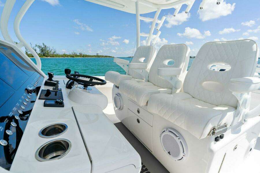 2023 Valhalla Boatworks V-41 Center Console