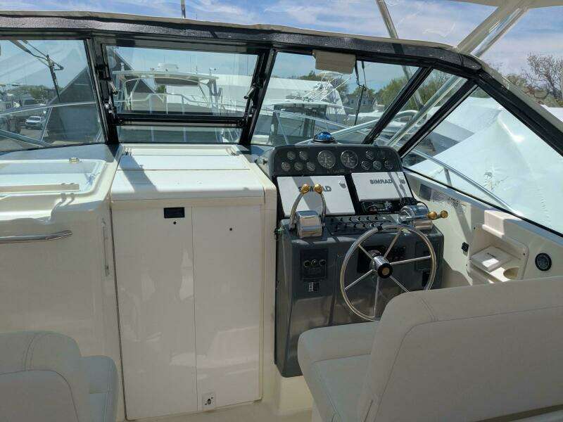 1995 Tiara Yachts 29 Open