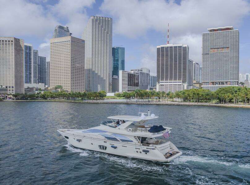 2008 Azimut 75