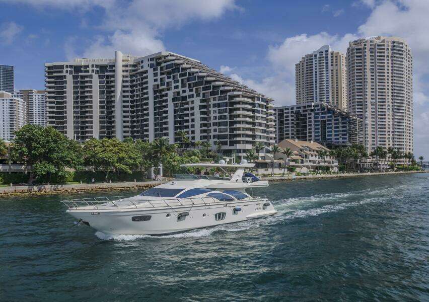 2008 Azimut 75