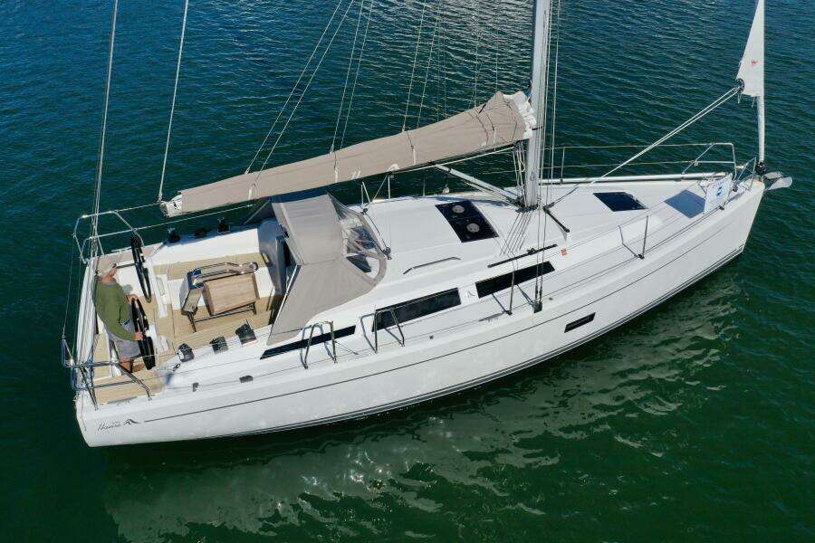 2018 Hanse 348
