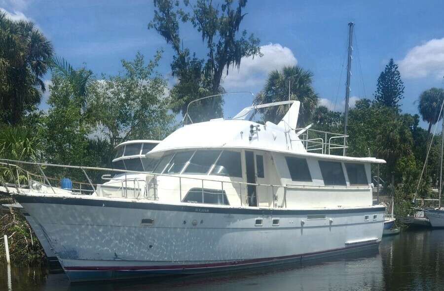 1982 Hatteras 