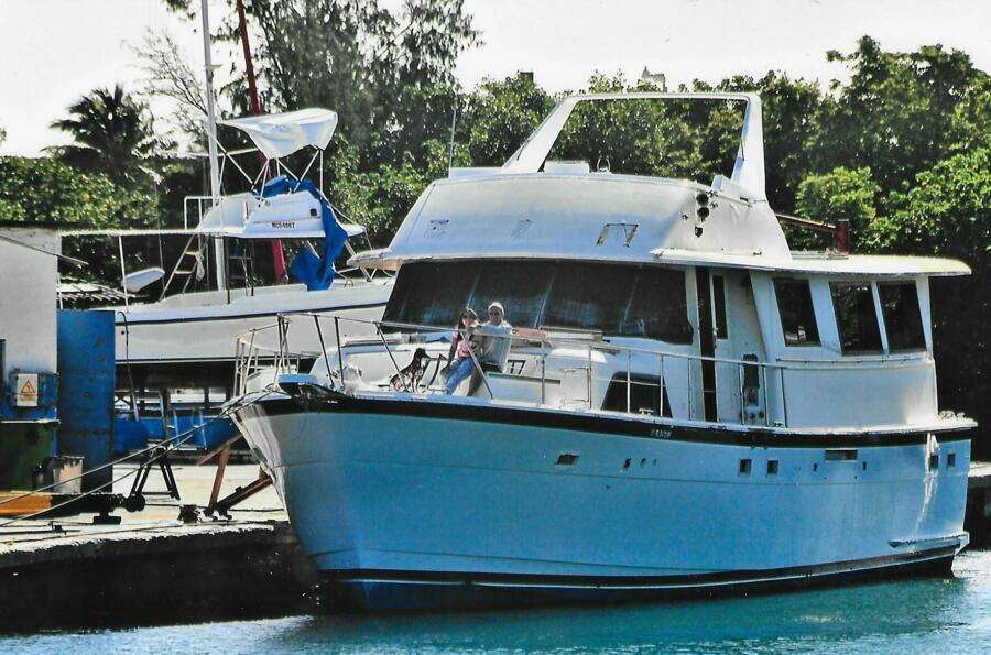1982 Hatteras 