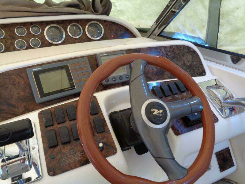 1997 Sea Ray 370 Sundancer