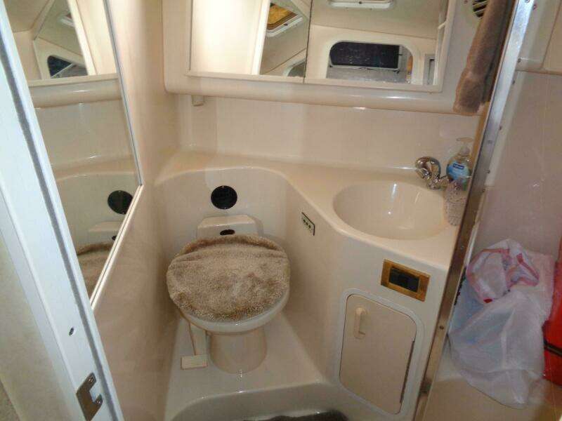 1997 Sea Ray 370 Sundancer