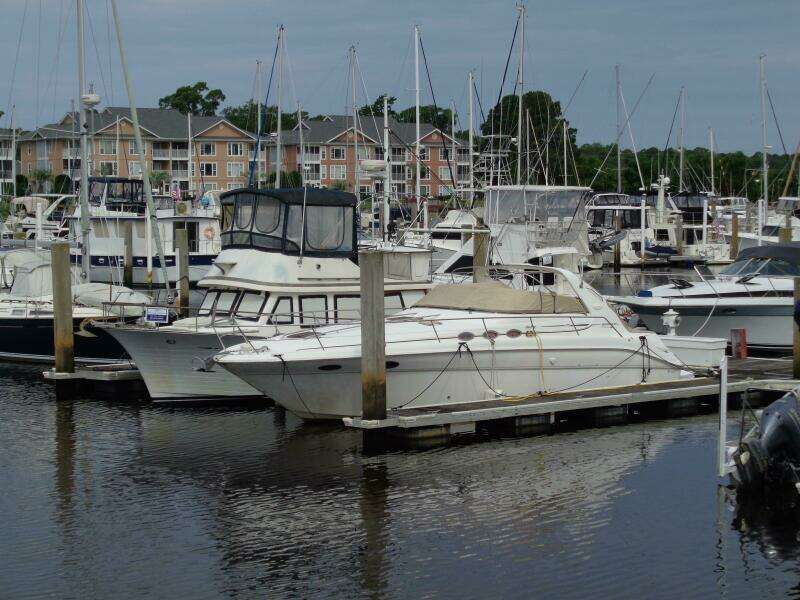 1997 Sea Ray 370 Sundancer