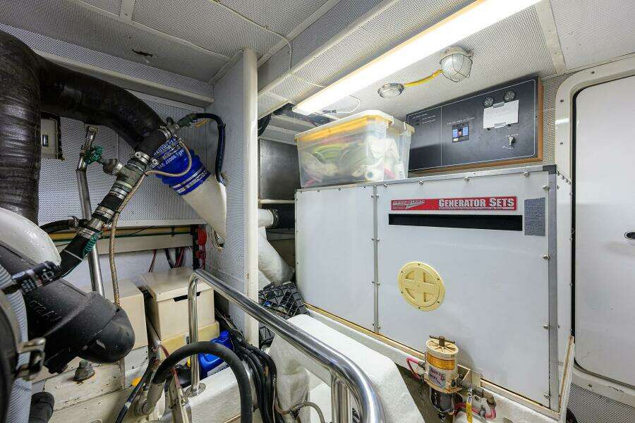 2001 Ocean Alexander 602 MKI