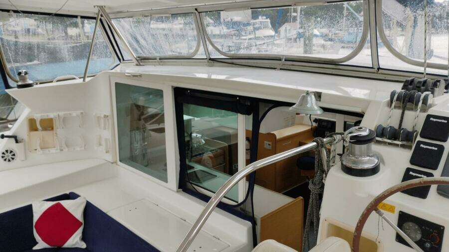 2008 Lagoon 420 Owner's Version