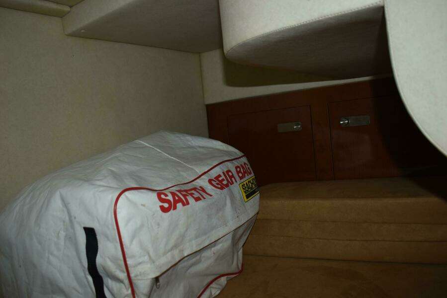 2011 Sea Ray 310 Sundancer