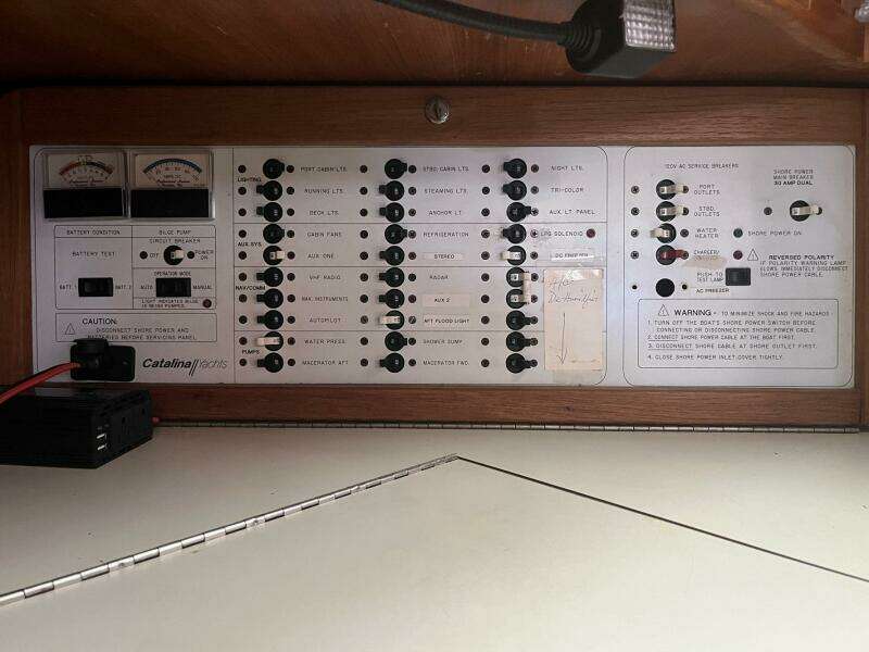 1999 Catalina 42 MK II