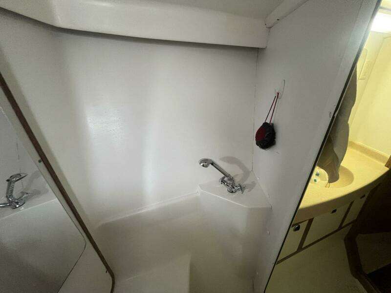 1999 Catalina 42 MK II