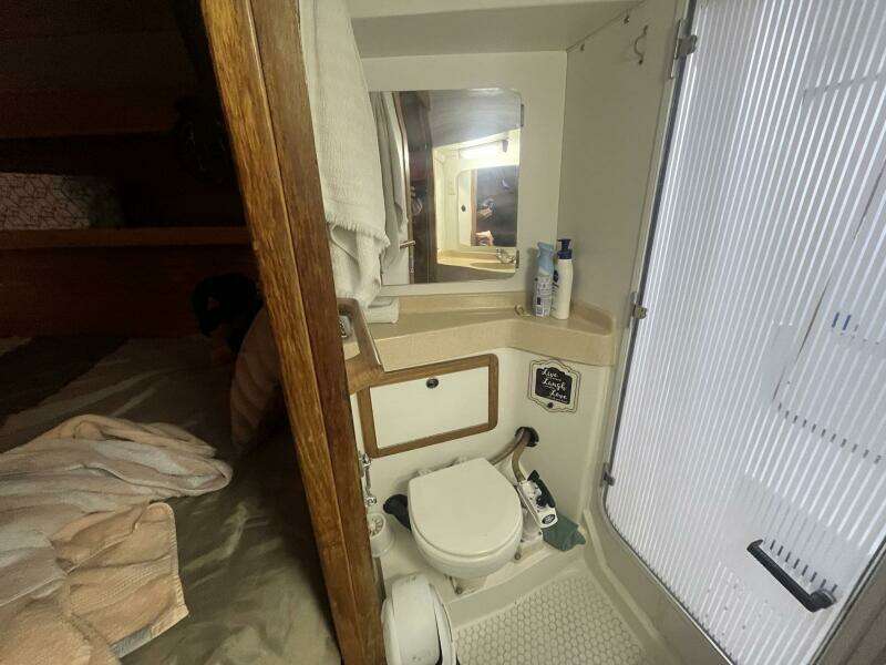 1999 Catalina 42 MK II