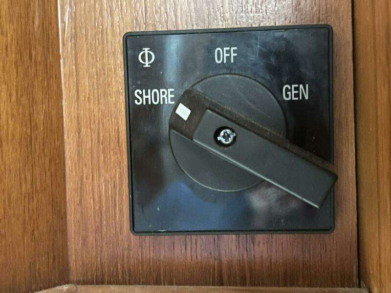 1999 Catalina 42 MK II