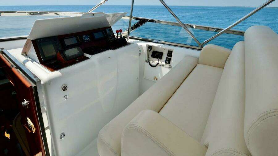 MY DESTINY 98'/29.87m Destiny 2001