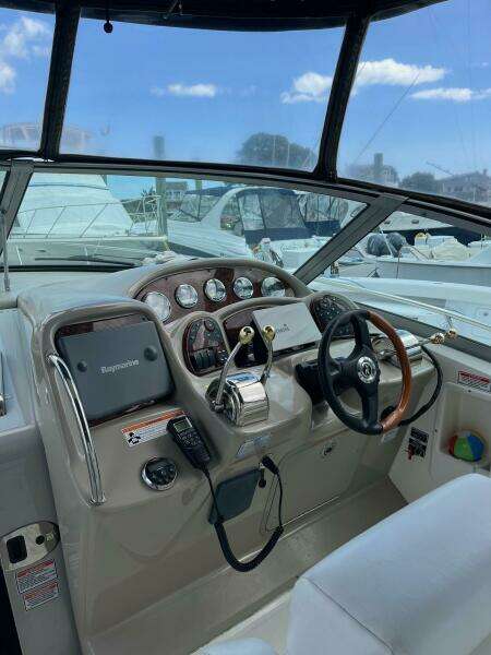 2006 Sea Ray 320 Sundancer